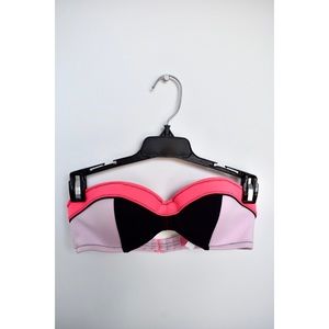 PINK/Victoria’s Secret Swim Top